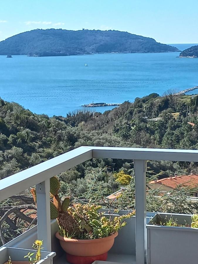 Vista Sul Blu ,Baia Blu, Lerici Apartment Bagian luar foto